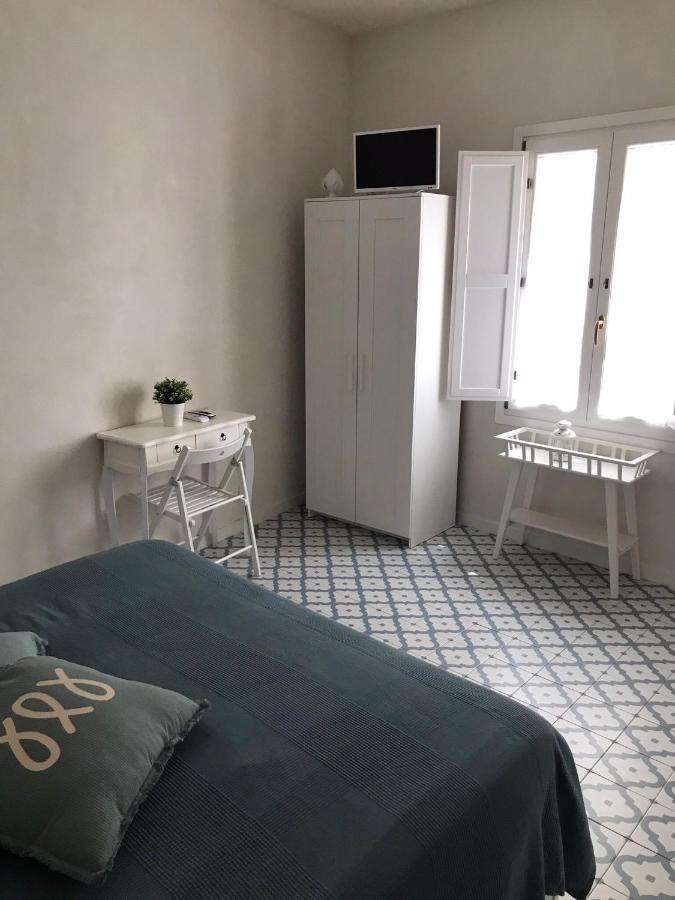 Casa E Bottega Bed & Breakfast Monopoli Ngoại thất bức ảnh